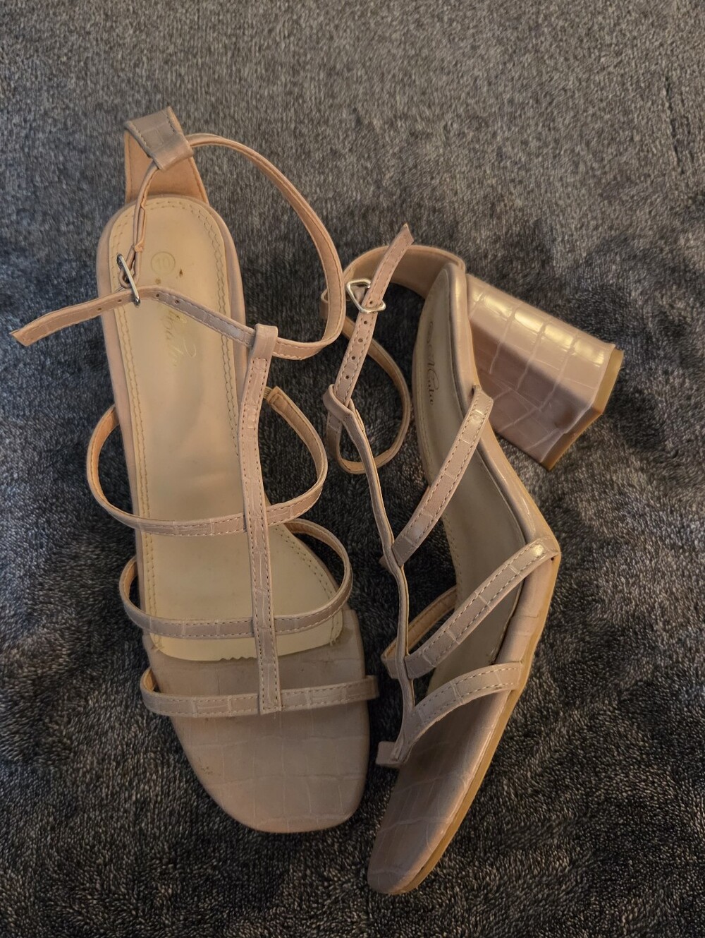 Strappy Block Heel Sandals Size 10